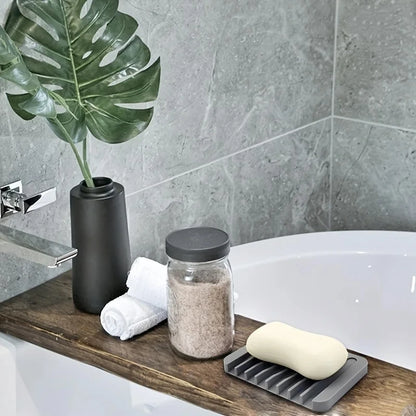 🧽 Silicone Soap Dish (1/2PCS) – Self-Draining, Anti-Slip, Modern Soap Saver for Bathroom & Kitchen