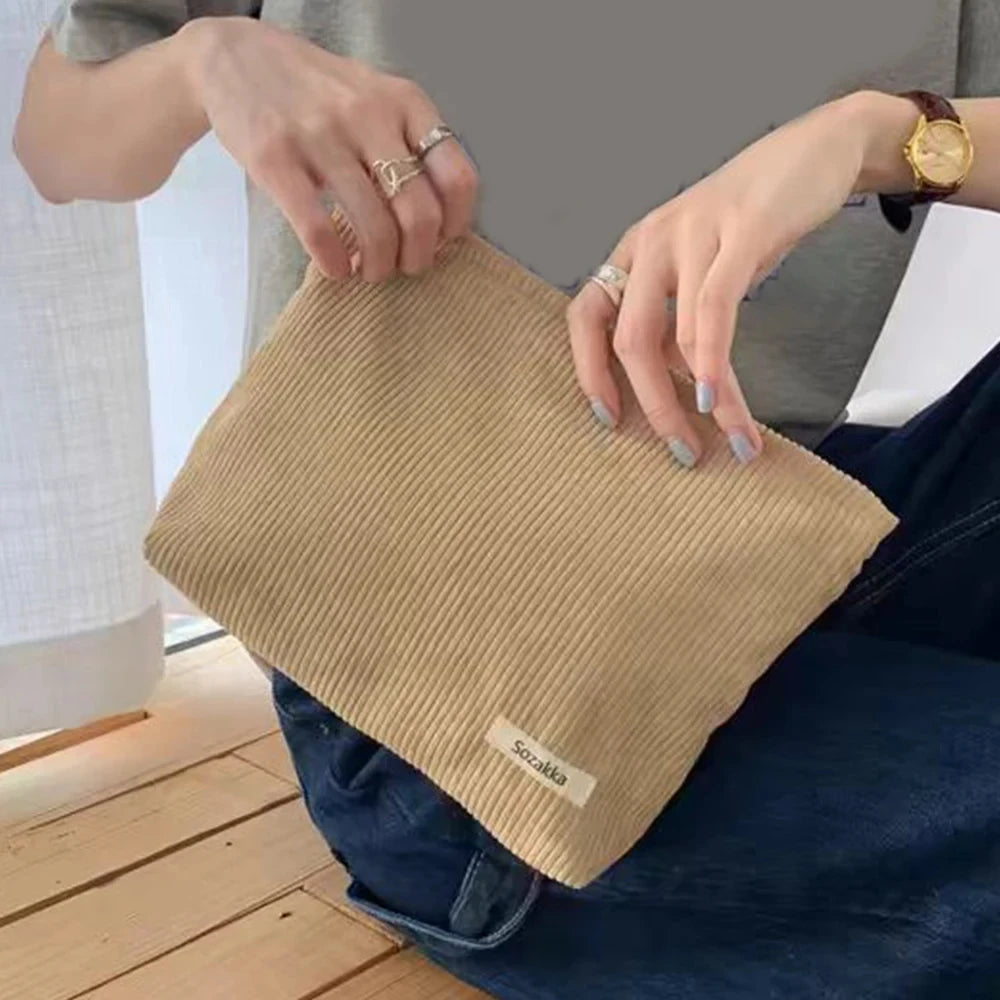 💼 Corduroy Cosmetic Travel Bag – Soft Zipper Makeup Pouch for Women (Large Capacity)