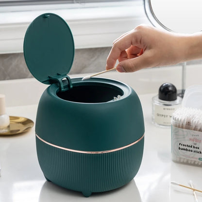 🗑️ Mini Desktop Trash Can – Pop-Up Lid Storage Bin for Coffee Tables & Office Desks ✨