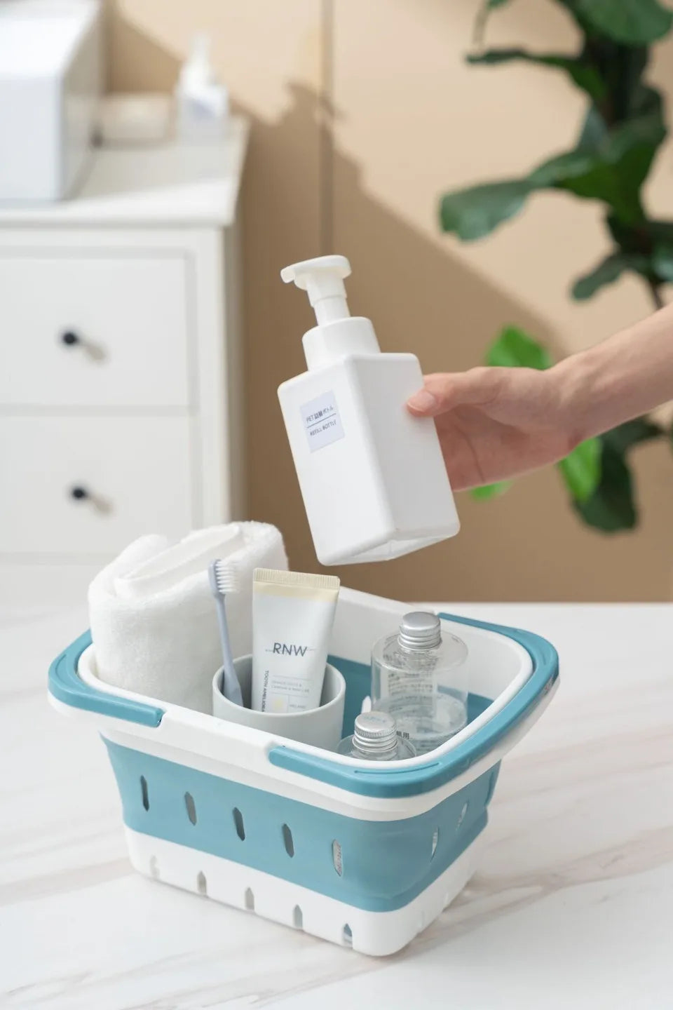 🧺 Foldable Silicone Laundry Basket – Portable Dirty Clothes Bin for Bathroom 🚿