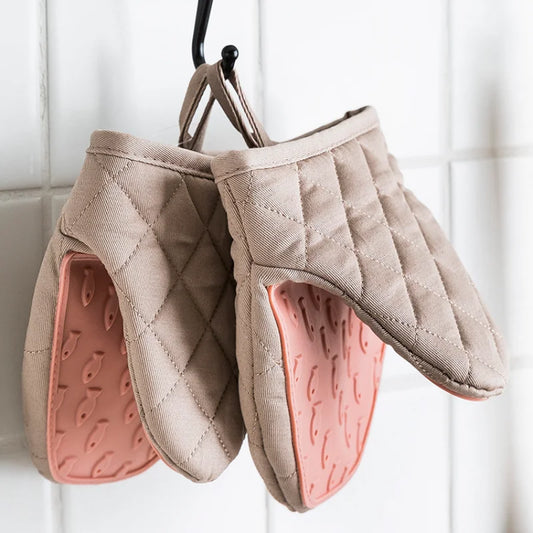Fish-shaped silicone oven gloves, heat-resistant, multi-purpose kitchen protection gloves